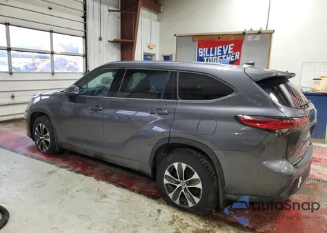 2021 Toyota Highlander Xle from USA, damaged, VIN 5TDGZRBH3MS123029